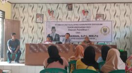Reses Ketua Fraksi Gerindra Kabupaten Sukabumi, Selasa (21/11/2023), di Aula Desa Ridogalih, Kecamatan Cikakak.| Foto : Vita