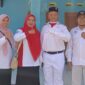 Muhammad Haikal (tengah), siswa kelas 12 paket C PKBM Muslim Cendikia yang menjadi peserta Paskibra.