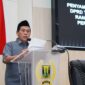 Junajah Jajah saat menyampaikan pandangan umum Fraksi PDIP terkait Raperda Perubahan APBD 2025. | Foto : Dok. DPRD