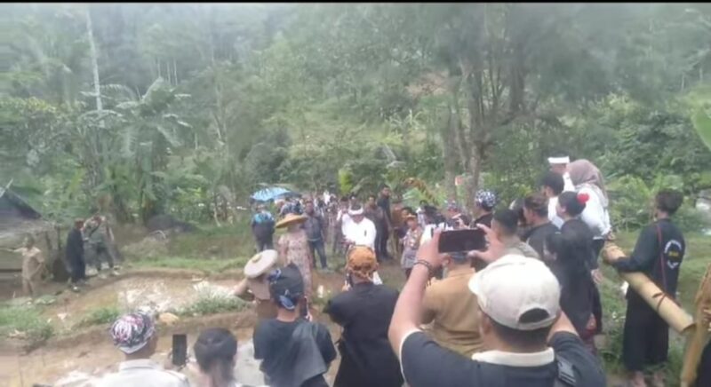 Dinas Perkim Kabupaten Sukabumi menyambut peresmian pembaruan PLTMH Ciganas