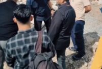 Monitoring pembangunan rumah panggung untuk warga terdampak banjir di Palabuhanratu, Selasa (2/12/2025).