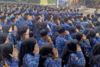 Pelantikan PPPK paruh waktu di Lapang Cangehgar, Palabuhanratu, Kabupaten Sukabumi, Kamis (4/12/2025).