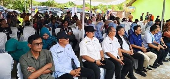 Kepala Dinas Perkim Kabupaten Sukabumi, Sendi Apriadi, menghadiri kegiatan penguatan ketahanan bencana di Sukarame, Cisolok, Selasa (2/12/2025).