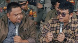 Ketua DPRD Kabupaten Sukabumi, Budi Azhar Mutawali (kiri) saat menerima audiensi Aliansi Kaum Muda