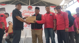 Gebyar Bulan Bung Karno 2026 di Pantai Cempaka Ratu, Kecamatan Cikakak, Kabupaten Sukabumi, Rabu (8/7/2026).