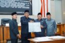 DPRD bersama Pemerintah Daerah Kabupaten Sukabumi sahkan Raperda Disabilitas menjadi Perda, Kamis (6/8/2026).