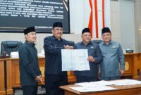 DPRD bersama Pemerintah Daerah Kabupaten Sukabumi sahkan Raperda Disabilitas menjadi Perda, Kamis (6/8/2026).