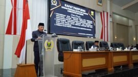 Wakil Bupati Sukabumi, Andreas, saat menyampaikan nota pengantar raperda perubahan APBD 2026, Kamis (3/9/2026).
